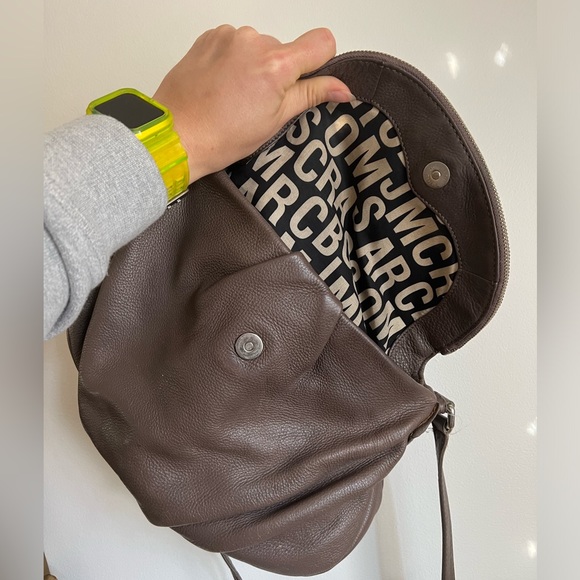 Marc Jacob’s Leather Crossbody Bag - Picture 4 of 5